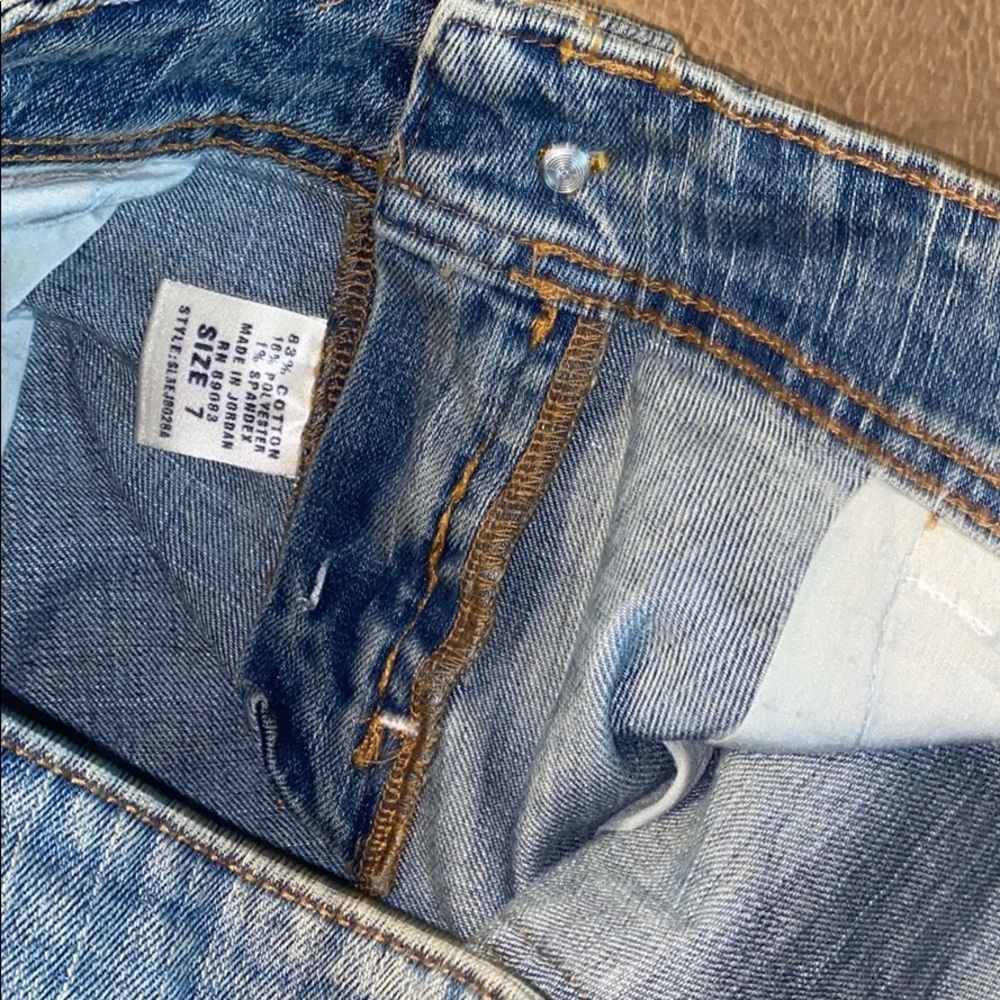 Denim Capris - Picture 5 of 5